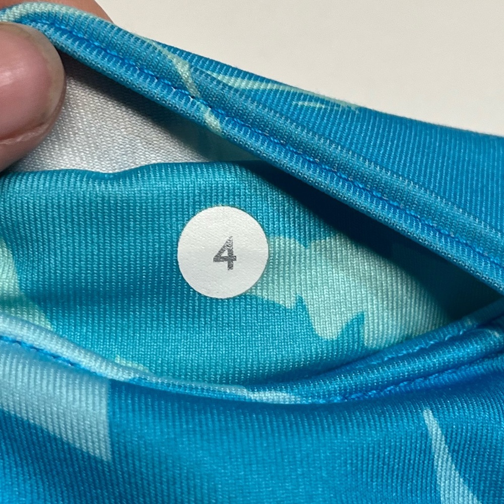 Lululemon Skirt Skort run speed skirt Color: Seawheeze edition Aruba skort 4 - Picture 9 of 9